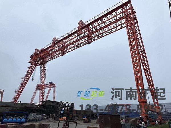 遼寧大連造船門式起重機(jī)廠家造船門式起重機(jī)適應(yīng)復(fù)雜作業(yè)環(huán)境