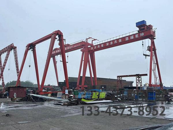 遼寧大連造船門式起重機廠家造船門式起重機精準(zhǔn)定位